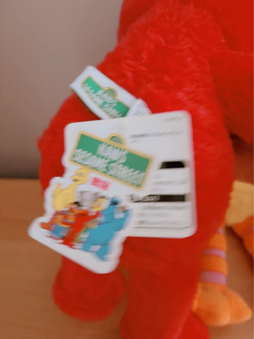 ユニクロ Uniqlo × Kaws セサミストリート ぬいぐるみ新品