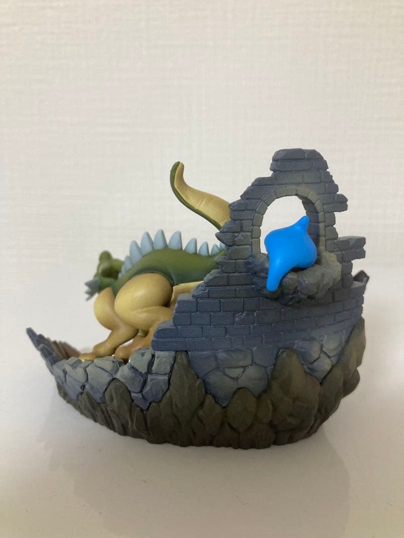 ぽ*た様 ［希少美品］ARくじアタルス ドラゴンクエストフィギュア3体‼︎