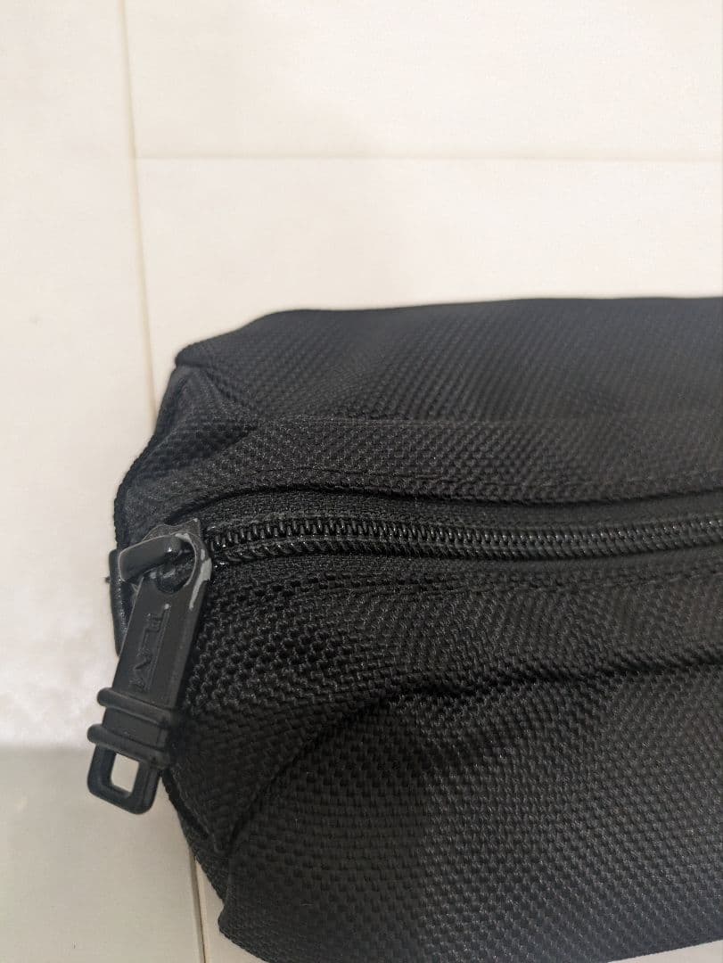 美品【TUMI】トゥミ　旅行用品（ハンガーセット＆トラベルポーチセット）