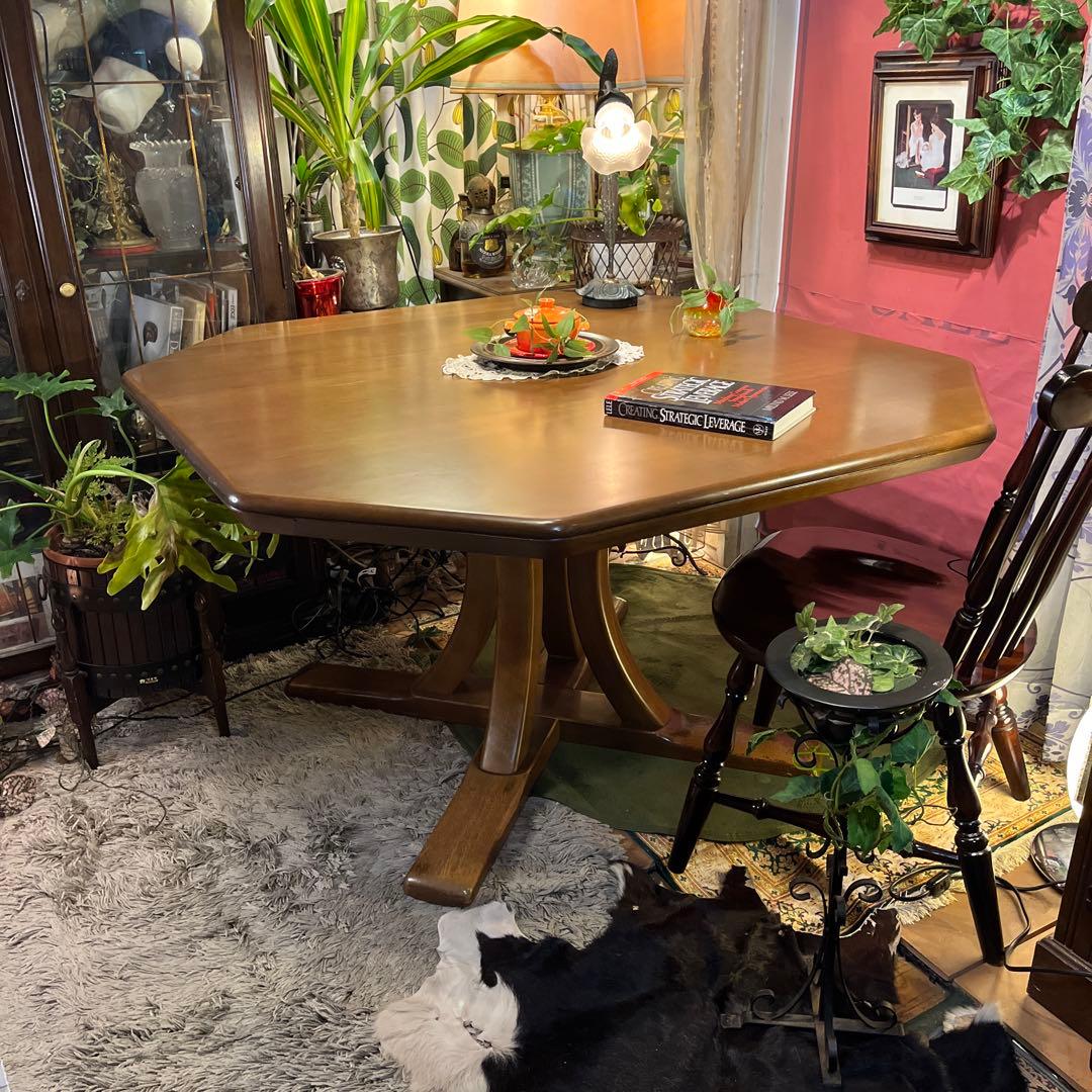 moi 　カリモク　ヴィンテージ オーク　８角　ダイニングテーブル