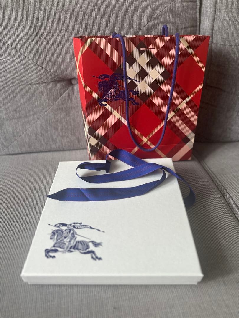 新品Burberry カシミヤスカーフ168x30