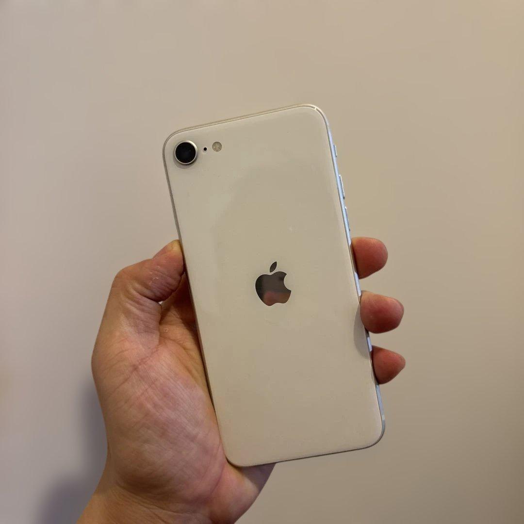 Apple iPhone SE3（第3世代） （特別仕様 / ホワイト）