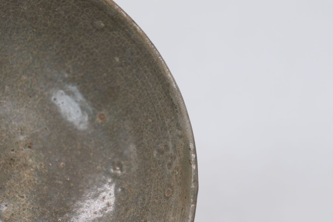 李朝　粉青釉茶碗　アンティーク　送料込み0528