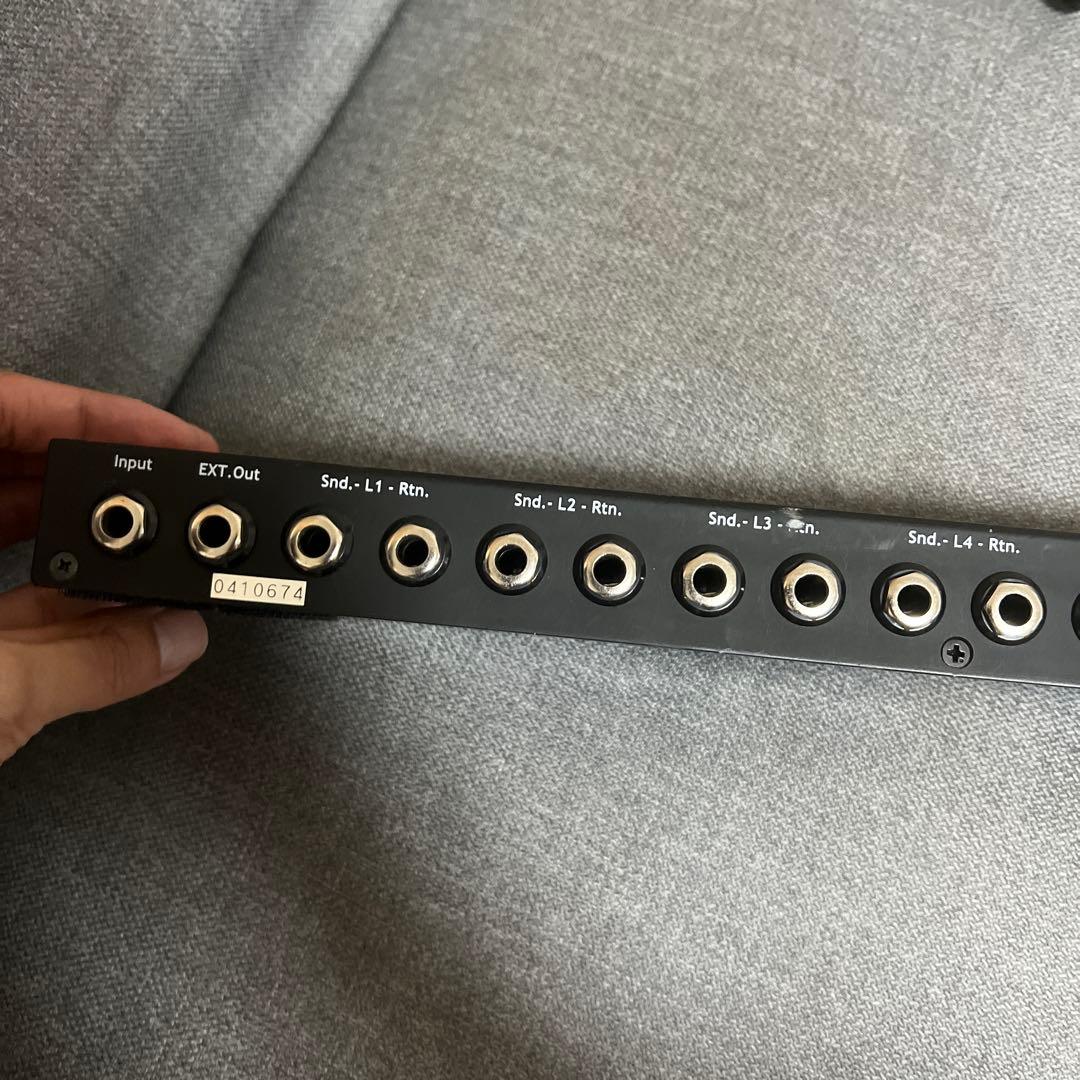 CAJ Loop and Line エフェクター スイッチャー