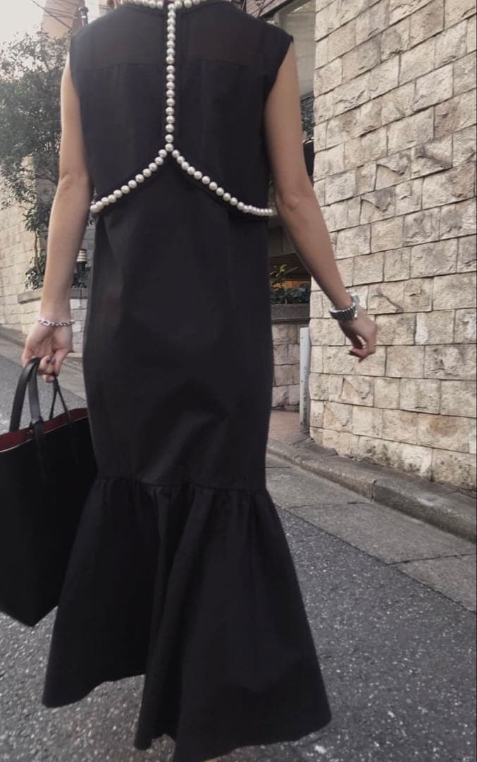 Ameri vintageブラック　パール装飾マーメイドドレス