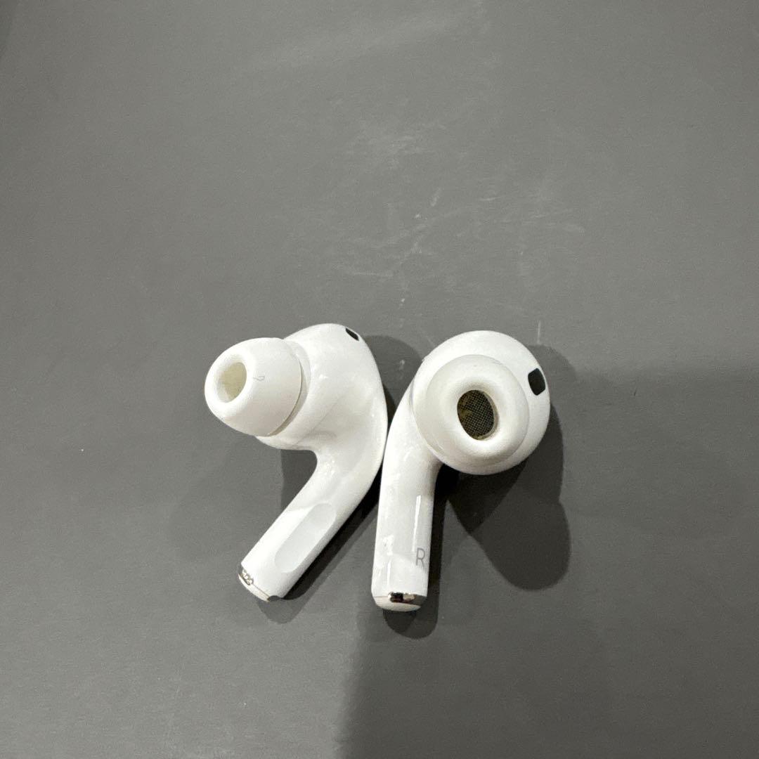 美品　AirPods Pro 第二世代　タイプC 中古品　③