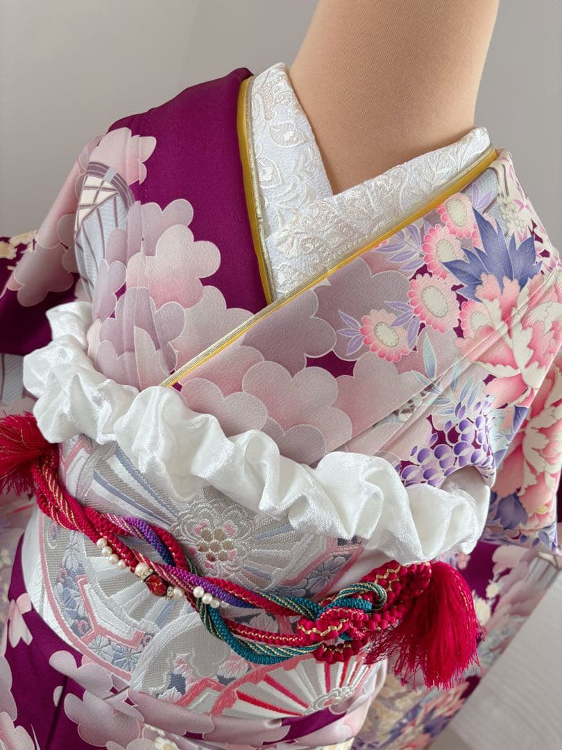 正絹振袖フルセット　豪華　銀彩　袋帯刺繍　紫色とピンク色　牡丹成人式