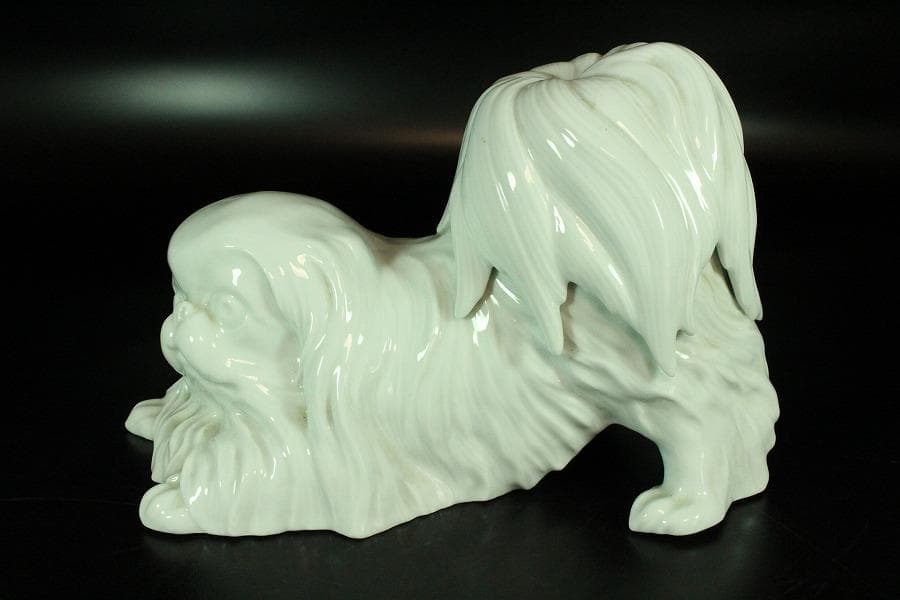 平戸 白磁 犬 置物 在銘 25cmx12cm(K-A203)