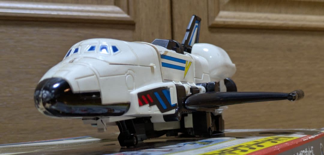 トランスフォーマー　ギャラクシーシャトル