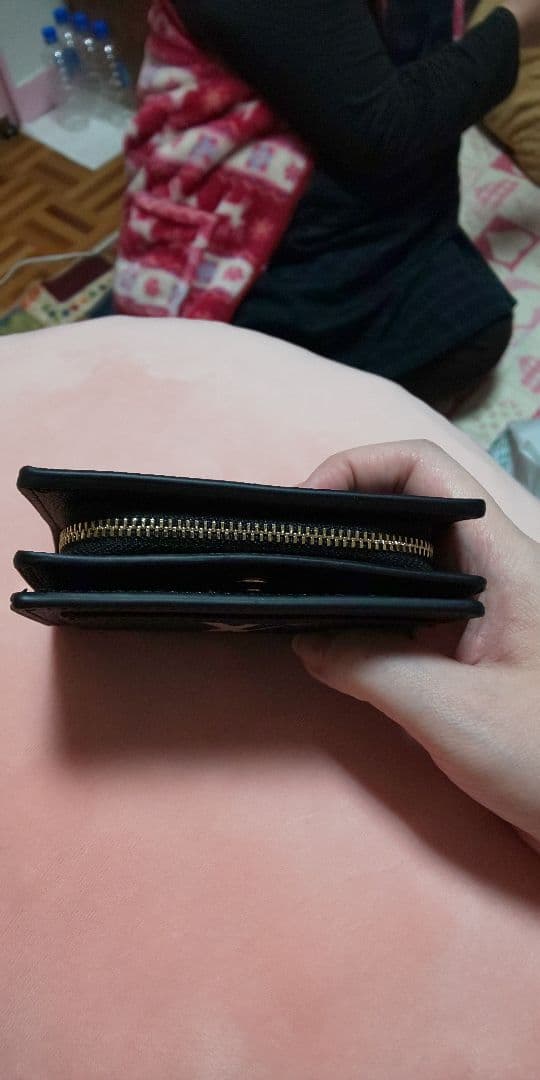 Louis Vuitton ブラック三つ折り財布