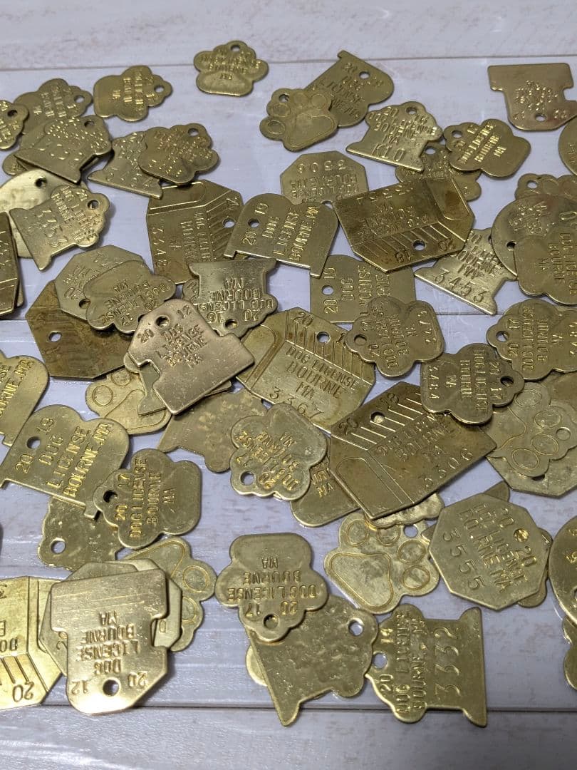 100個 ドッグタグ 真鍮 USA アメリカ雑貨 金色 大量 まとめ売り 当時物