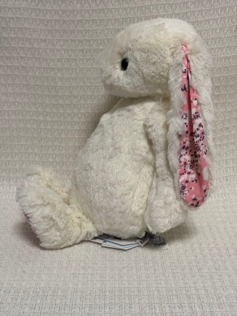  Blossom Cherry Bunny ぬいぐるみ