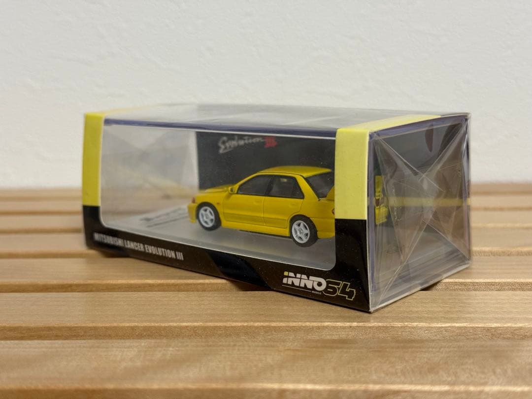 INNO64 1/64 Lancer Evolution III 黄色