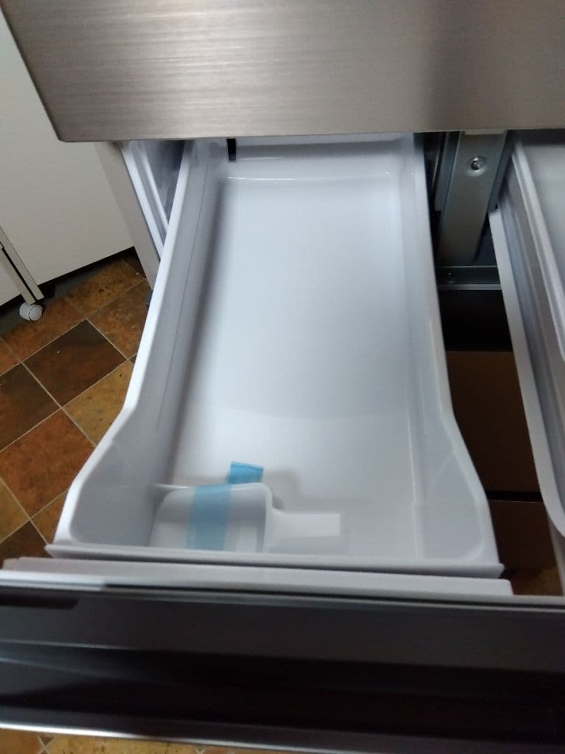 未使用 日立ノンフロン冷凍冷蔵庫 R-HWS47S 470L 23年製 右開き