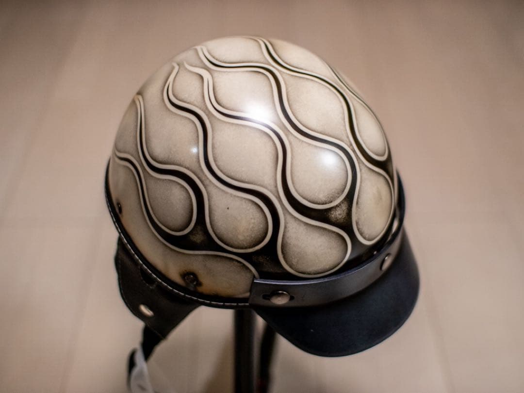 L 新品未使用　ポリヘル　ポリス　ヘルメット アイボリーエイジング黒フレア