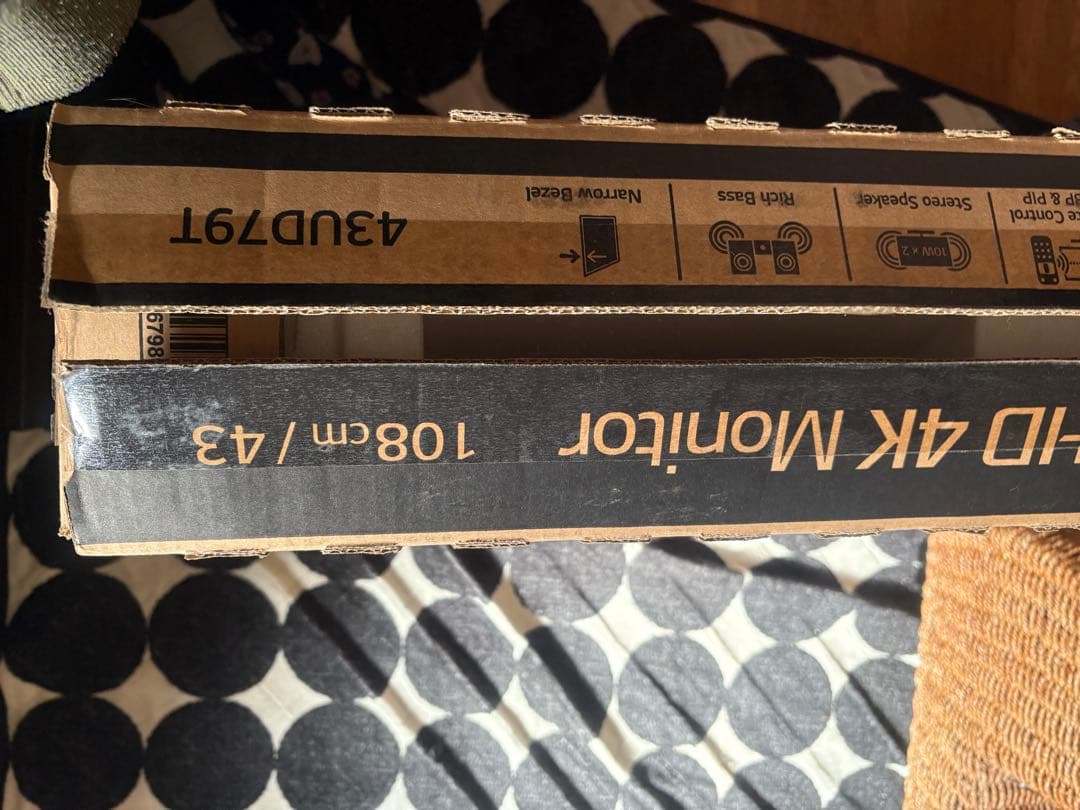 LG UHD 4K Monitor 43UD79T 43インチ