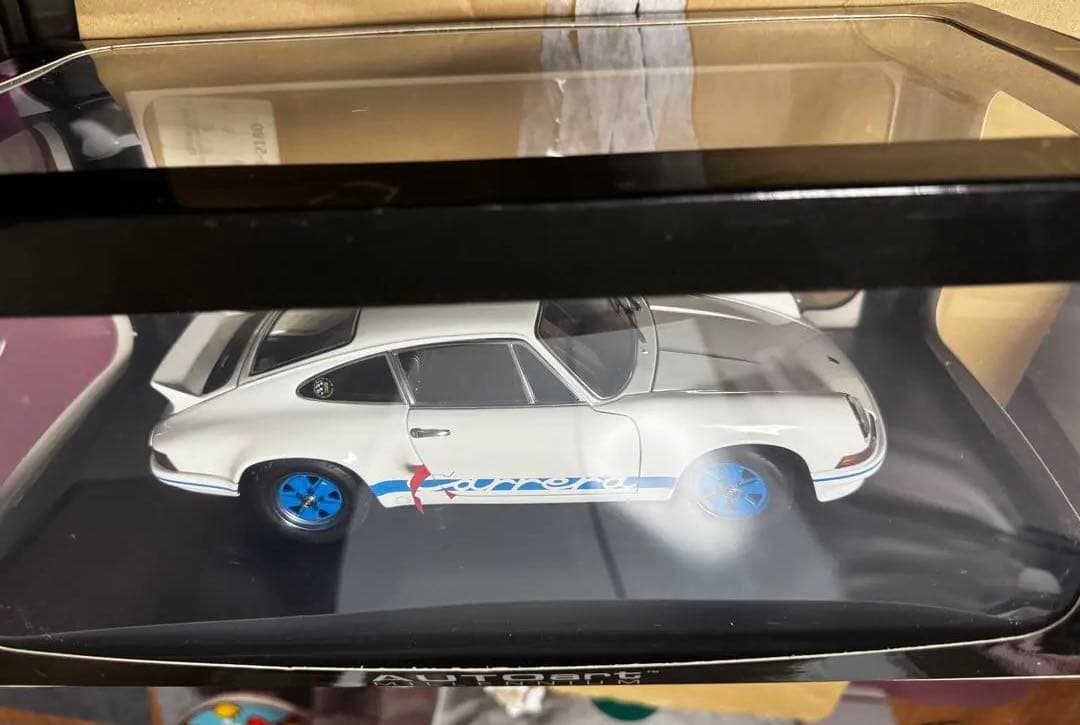 絶版 Porsche 911 Carrera RS 2.7 オートアート