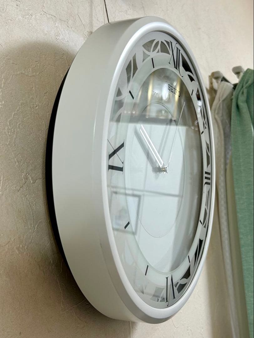 SEIKO 光るヒーリング時計　RE569W 癒される光とメロディ