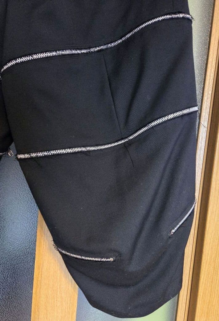 ピンクノイズ期間限定セールコムデギャルソン　サルエルパンツ新品未使用