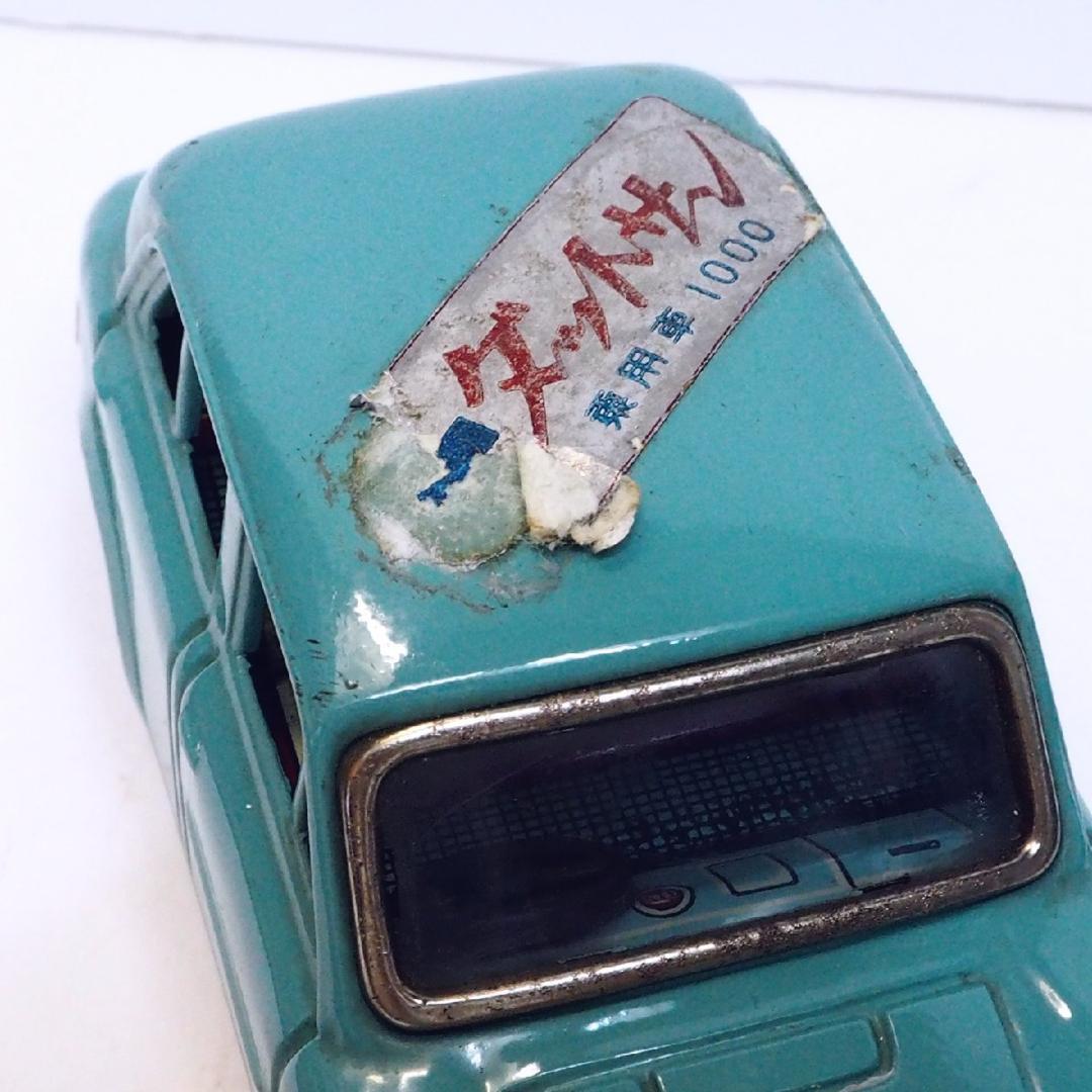 萬代屋【ダットサン セダン1000黄緑】ブリキtin toy car自動車■箱無