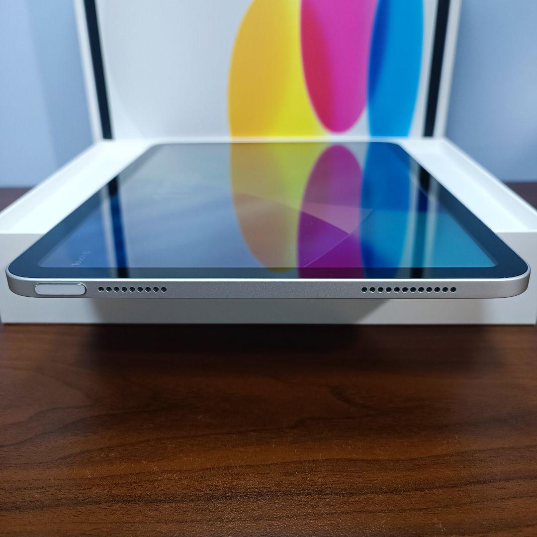 新品同様 iPad 11インチ (A16) WiFi 128GB キーボード付き