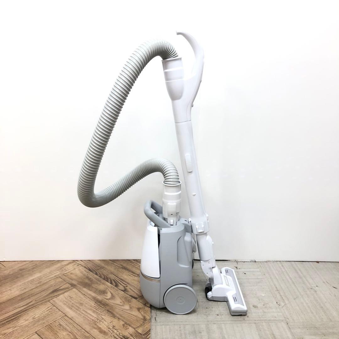 HITACHI 日立　電気掃除機　CV-KV70M ホワイト　2025年製