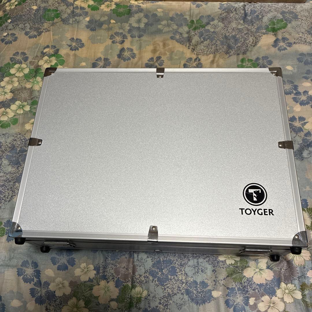 TOYGER アタッシュケース