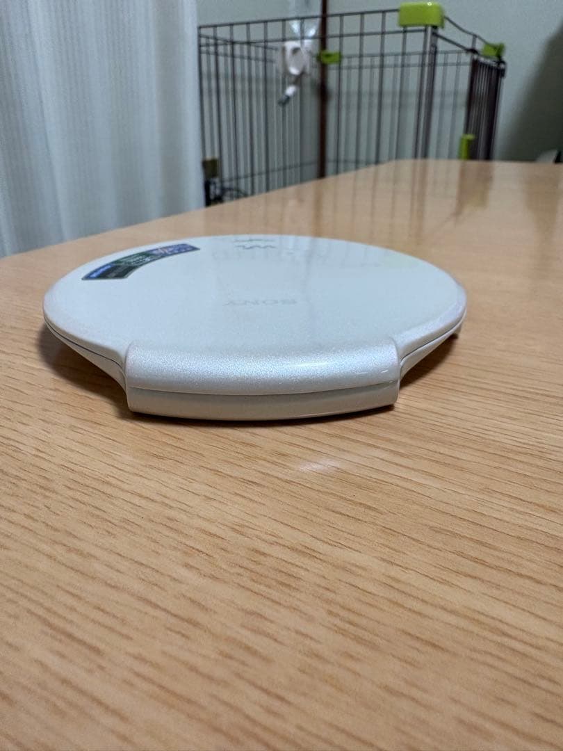 SONY ソニー CDウォークマン D-NE20 2007年製 ホワイト