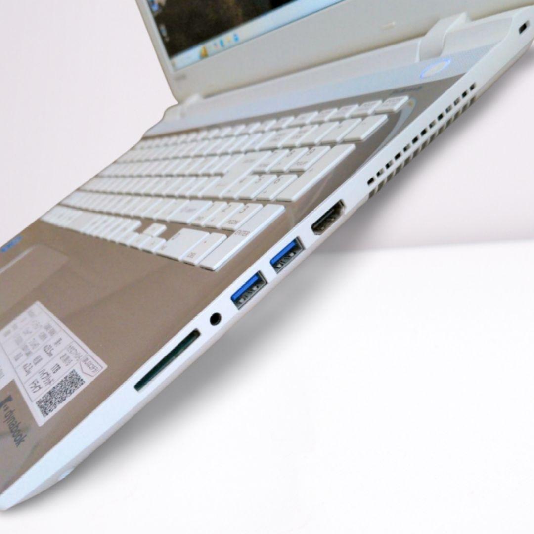 9T2 Core i7＆高速SSD✨️大人気ゴールド✨薄型ノートパソコン 8GB