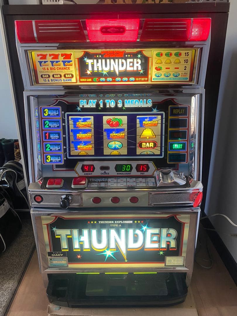 サンダーV 中パネルフルLED仕様 不要機付 パチスロ実機 4号機