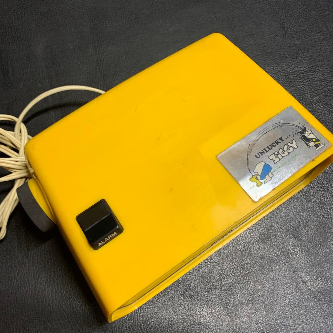 SEIKO デジタル置時計 イエロー　DL404 動作品