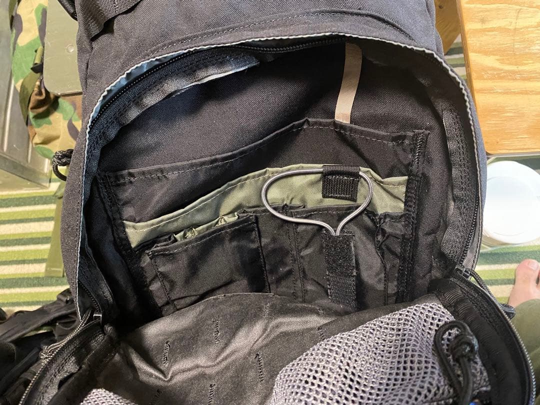 米軍　 CAMELBAK ブラックバックパック ハイドレーション付き