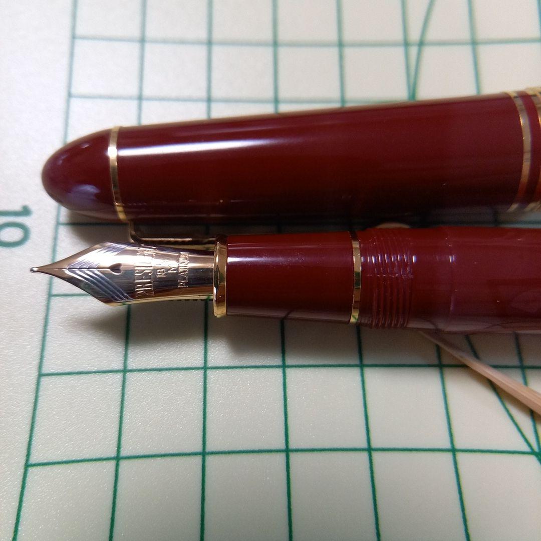 Platinum万年筆president ptb-20000ワインレッド M字