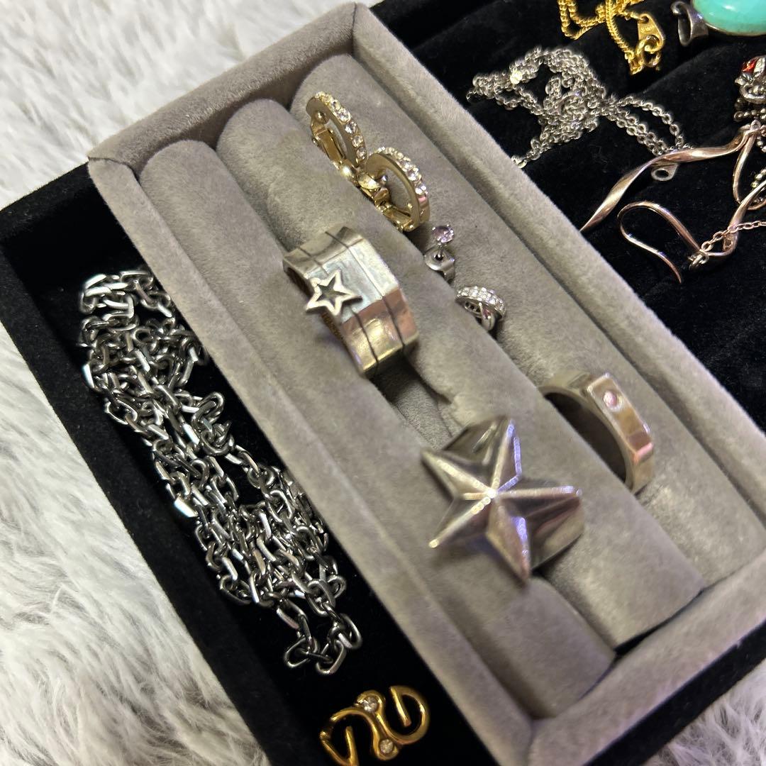 4*0様 遺品整理品　アクセサリー　まとめ売り