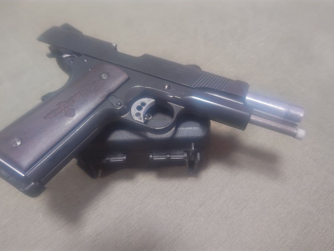 1911 ガスガン ブラック/ウッド ケース付き