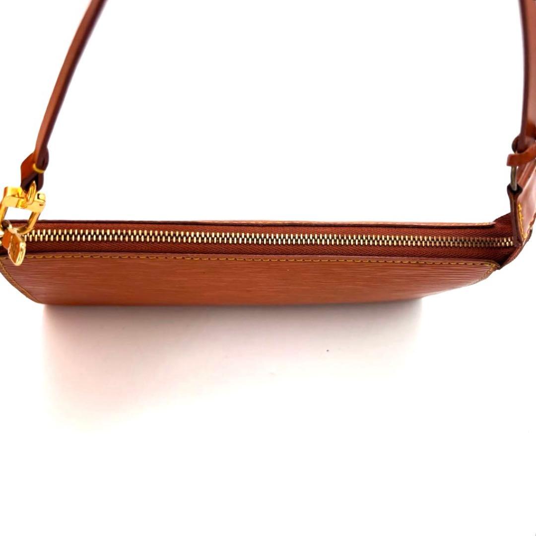 ルイヴィトン M40778 エピ ポシェット アクセソワール ポーチ ブラウン