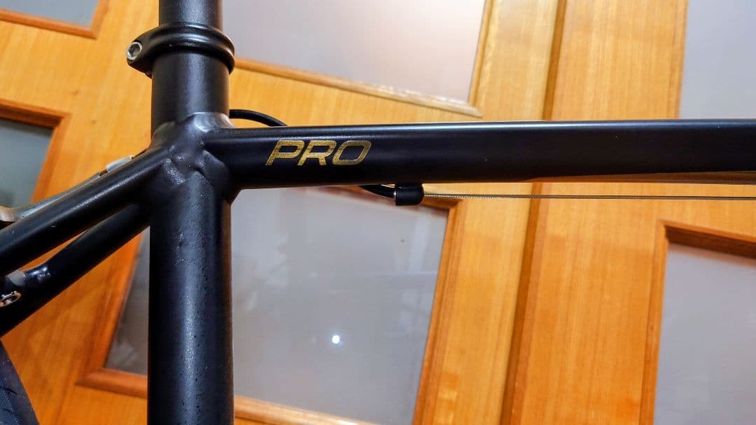 【都内手渡し】NESTO FALAD PRO 2022年 CLARIS 465