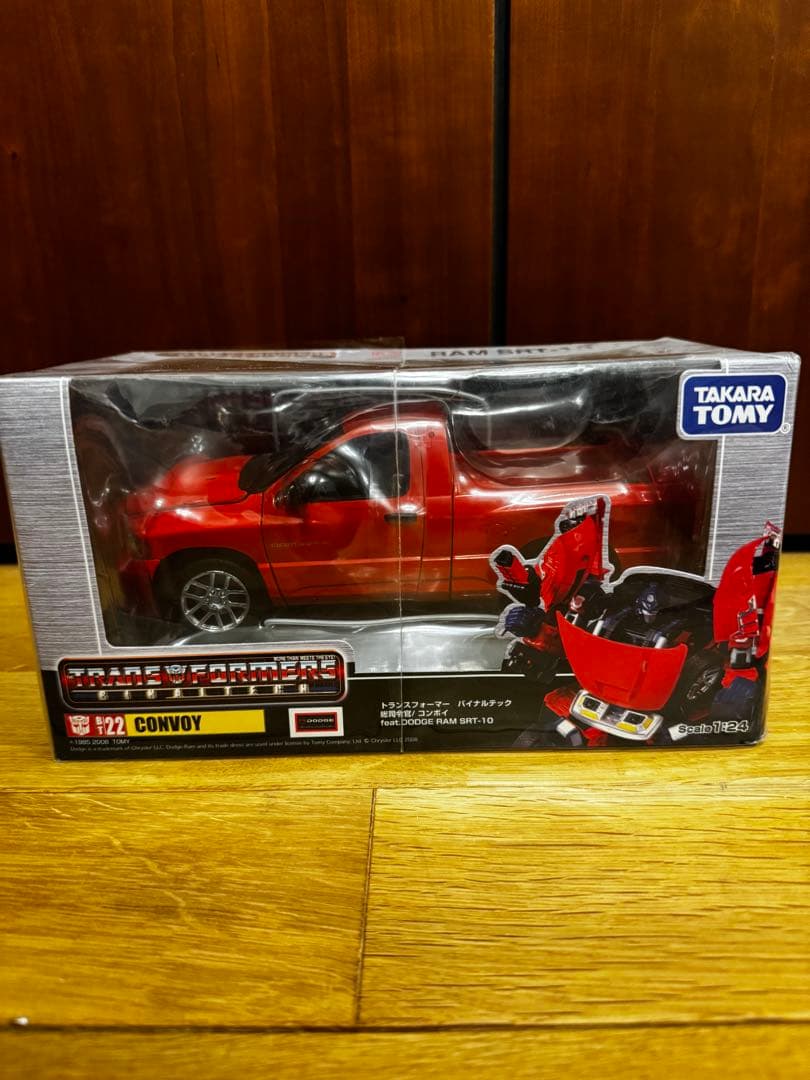 ミニカー TAKARA TOMY T122 CONVOY RAM SRT-10 1:24