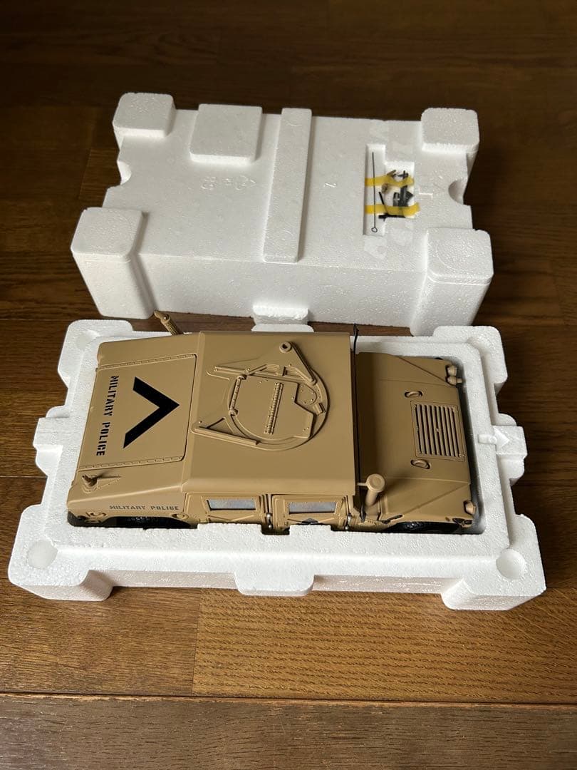 EXOTO 1/18 Hummer Thunder Trac エグゾト ハマー