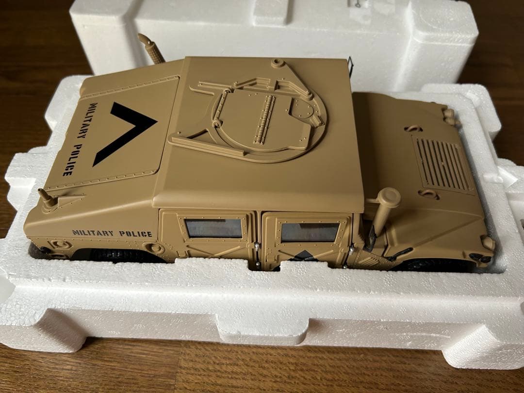EXOTO 1/18 Hummer Thunder Trac エグゾト ハマー