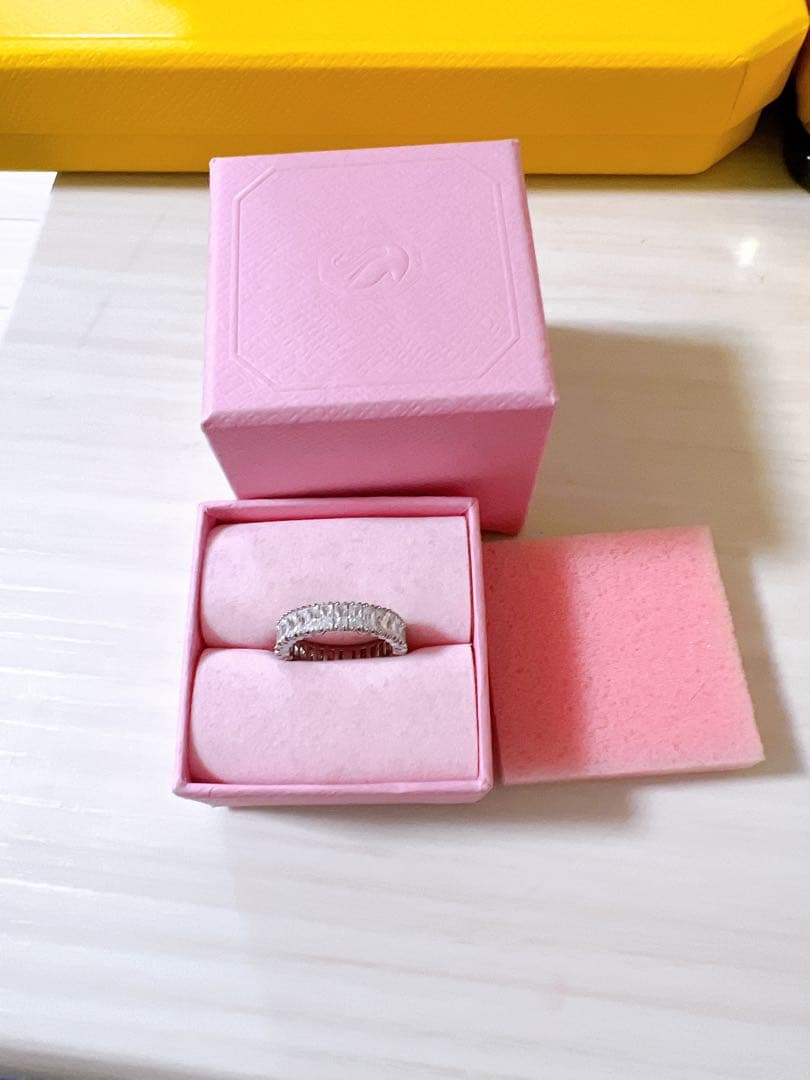 スワロフスキーMatrix リング バゲット・カット, ホワイト