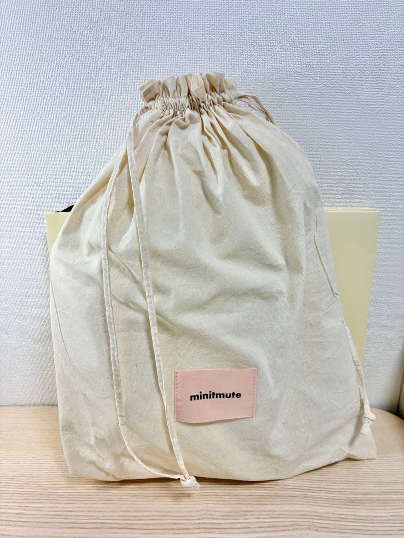 新品　minitmute ミニットミュートClowaistバッグ　butter