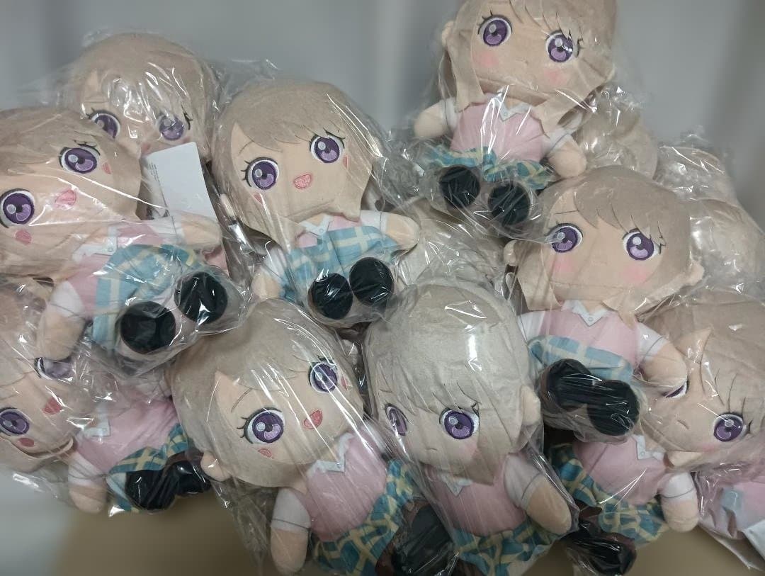 大量　黒岩メダカに私の可愛いが通じない Mぬいぐるみ 川井モナ 2種