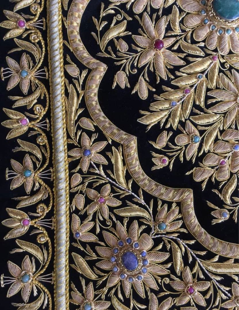 美品レア物タペストリー300個以上宝石と金糸刺繍絨毯 豪華一点物　ドバイ貴族