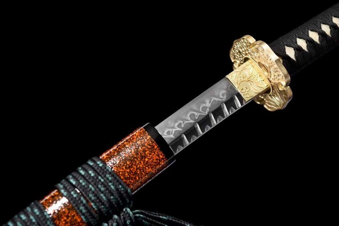 【蝶の影】古兵器 刀装具 日本刀　模造刀 居合刀 武士道 鑑賞用 美術刀 贈り物