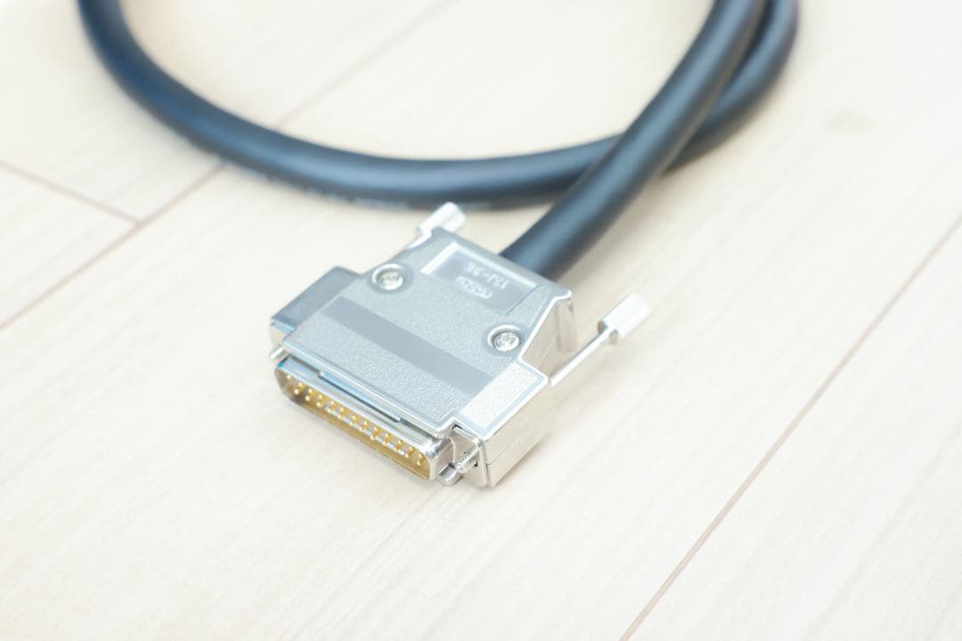 【両端Dsub】8chマルチケーブル MOGAMI 2932 1m