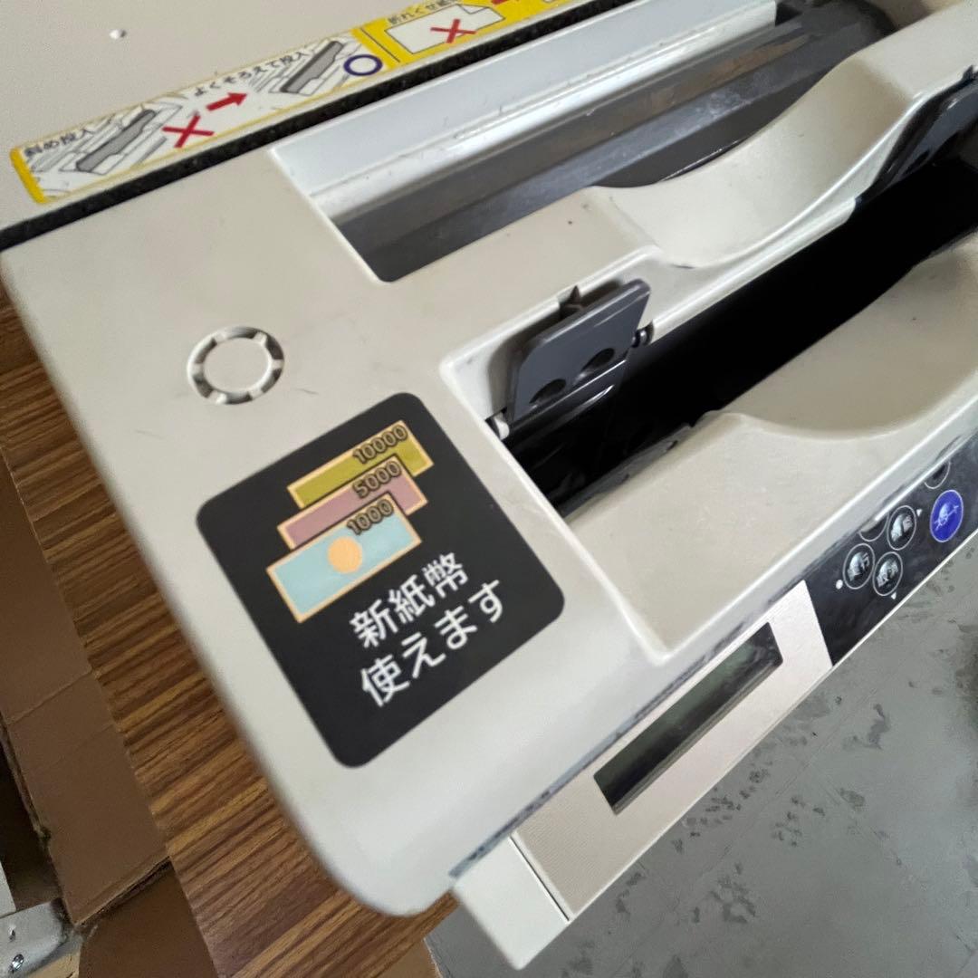 【即使用OK】新紙幣対応！東芝 TEC 自動釣銭機付きレジ一式セット