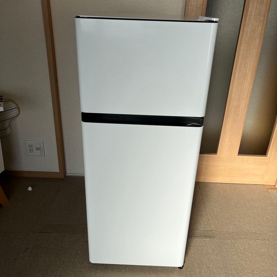冷蔵庫　Hisense HR-B12E4W 2025年製124L