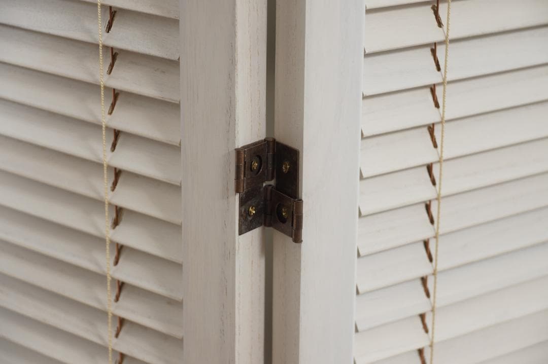 ルーバースクリーン　4連　パーティション　衝立　間仕切り