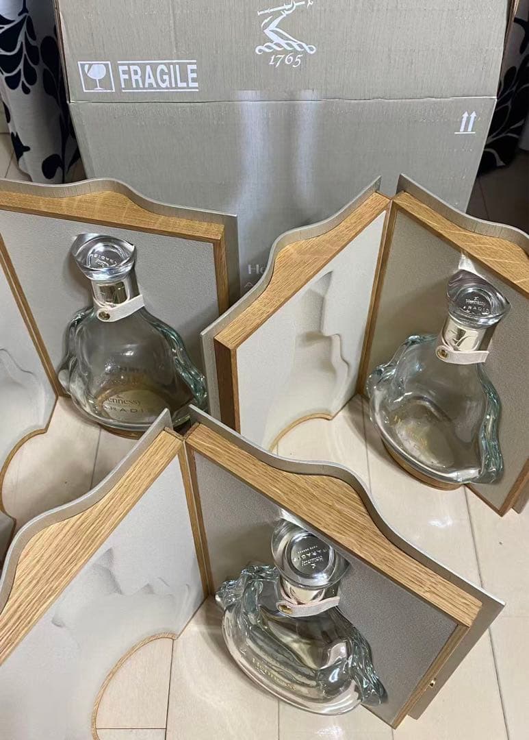 Hennessy Paradis ヘネシー パラディ空瓶 3本箱付 外箱付
